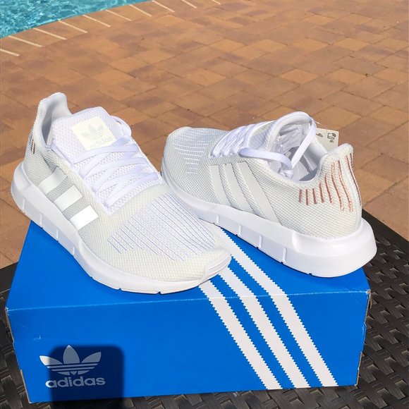 adidas Swift Run Women's White Trainers - Picture 7 of 15